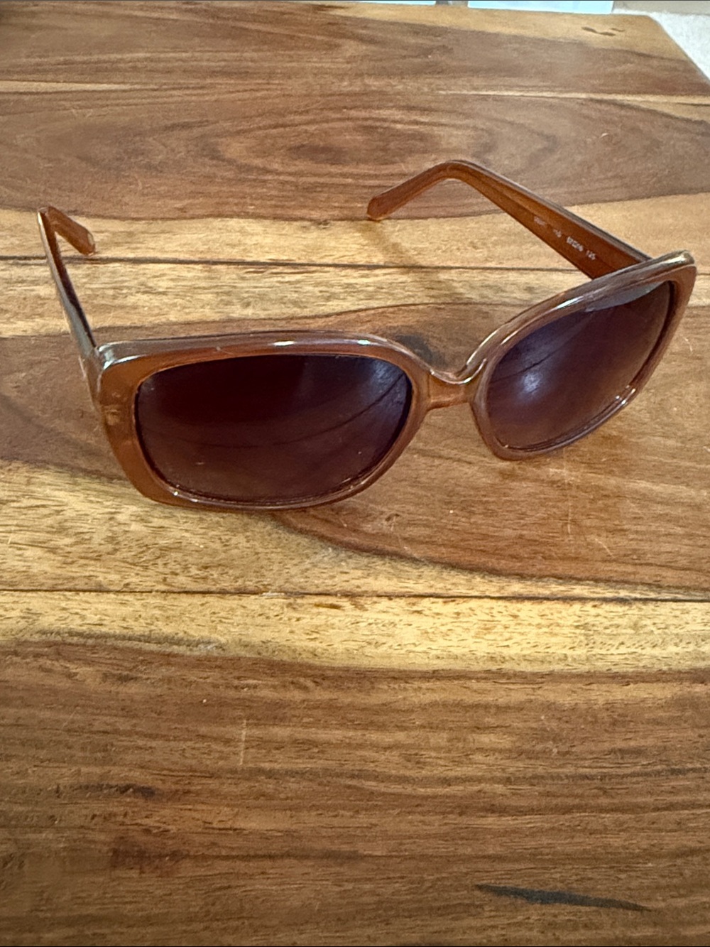 Fossil Women’s Sunglasses - Classic Oversized Frame